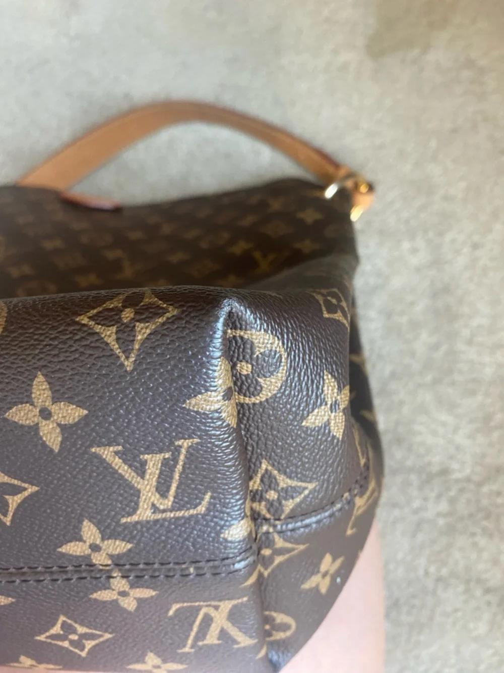 Louis Vuitton Graceful MM